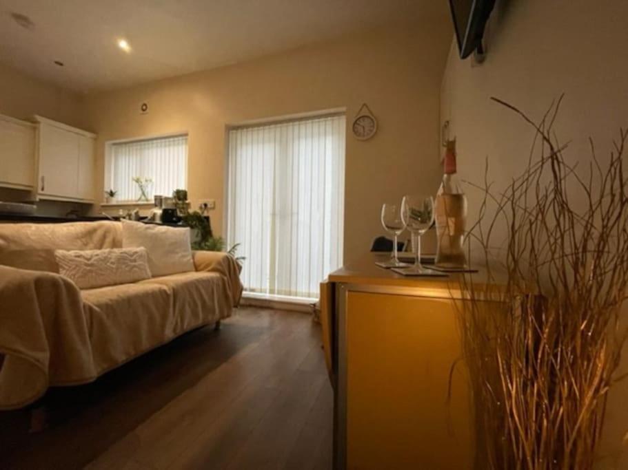 5 Bedroom, Sleeps 9 - Base To Explore Liverpool And Beyond Luaran gambar