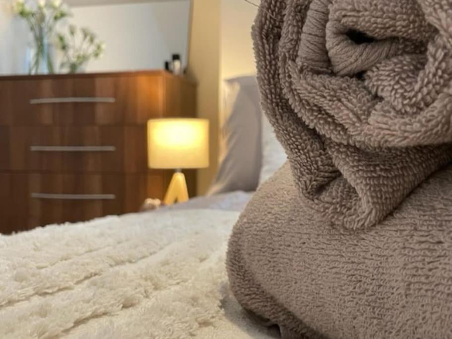 5 Bedroom, Sleeps 9 - Base To Explore Liverpool And Beyond Luaran gambar